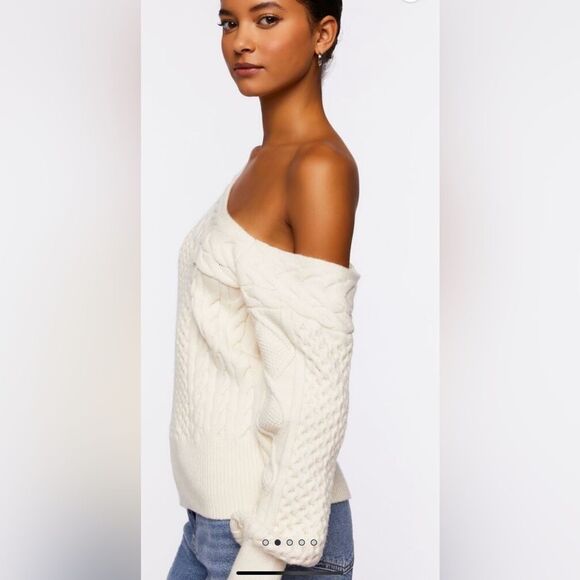 Small Forever 21 Cream One-Shoulder Cable Knit Sweater NWOT - Picture 2 of 5